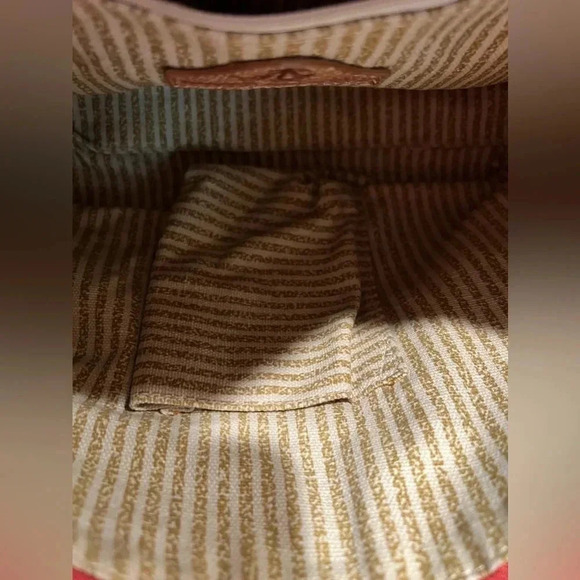 VINTAGE | Tommy Bahama ladies tapestry handbag - Picture 16 of 16